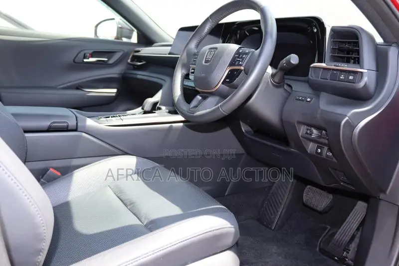 Toyota Crown 2022 Red