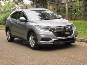 Honda Vezel 2019 Silver