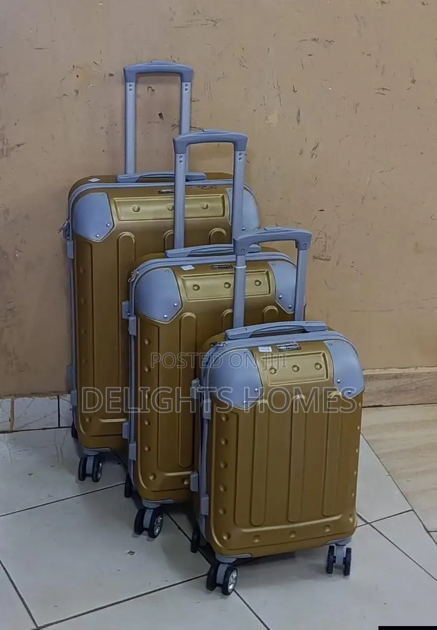 3 in 1 Luxurious Fibre Suitcase_t