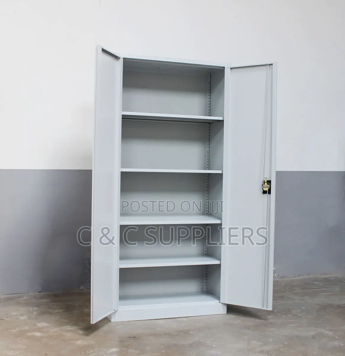 Lockable Metallic Filing Cabinet
