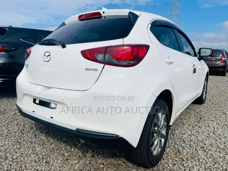 Mazda 2 2020