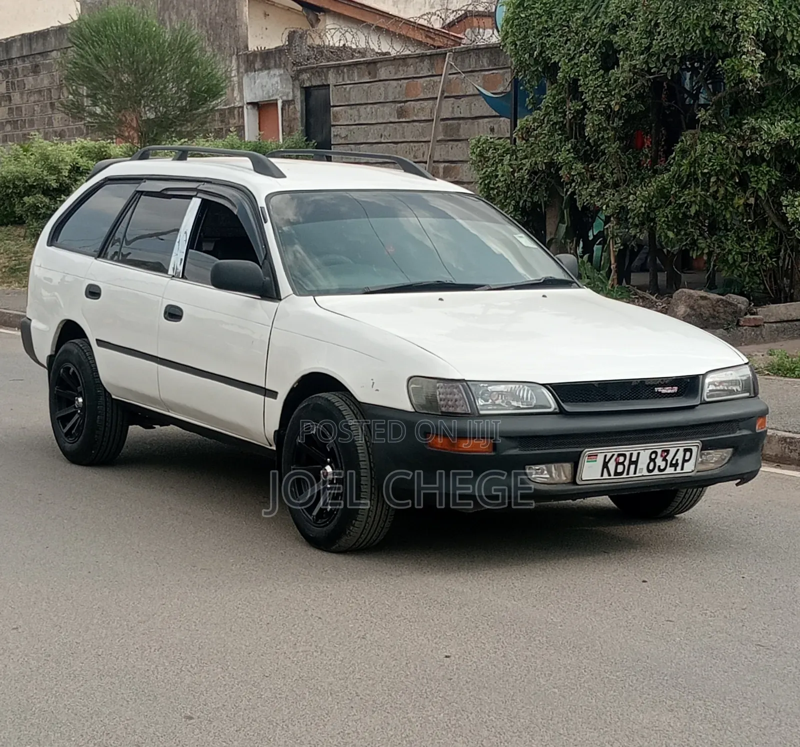 Toyota Corolla 2002 White