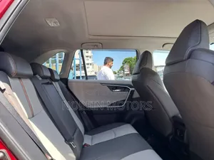 Toyota RAV4 2019 Red