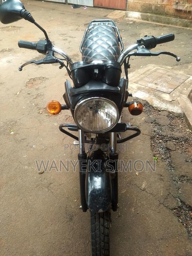 New Bajaj Boxer 2021 Black - main view