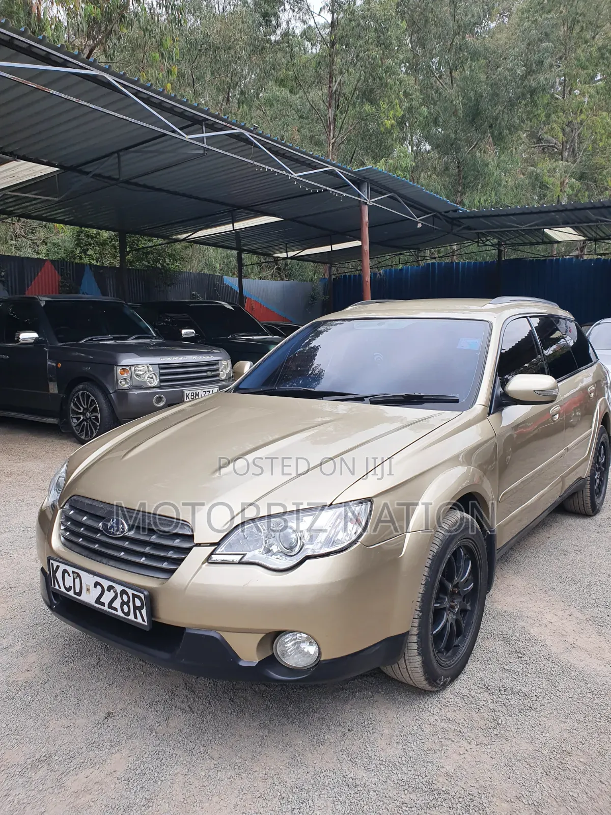 Subaru Outback 2009 Gold