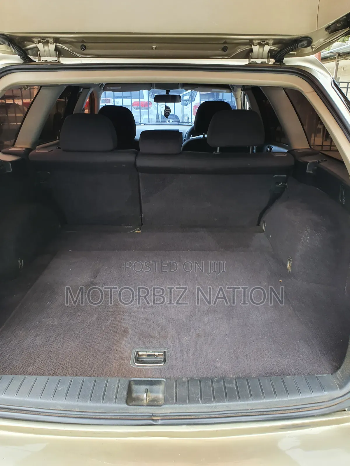 Subaru Outback 2009 Gold