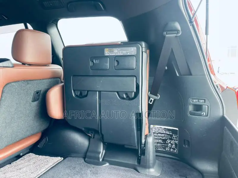 Toyota Land Cruiser 2018 Maroon