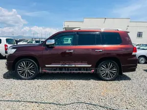 Toyota Land Cruiser 2018 Maroon