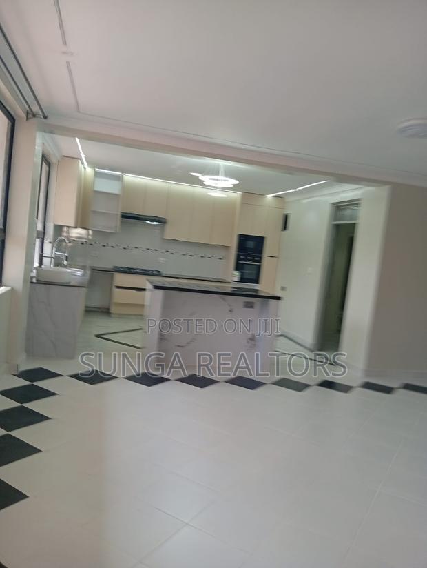 3bdrm House in Evergreen, Runda for rent - thumbnail 2