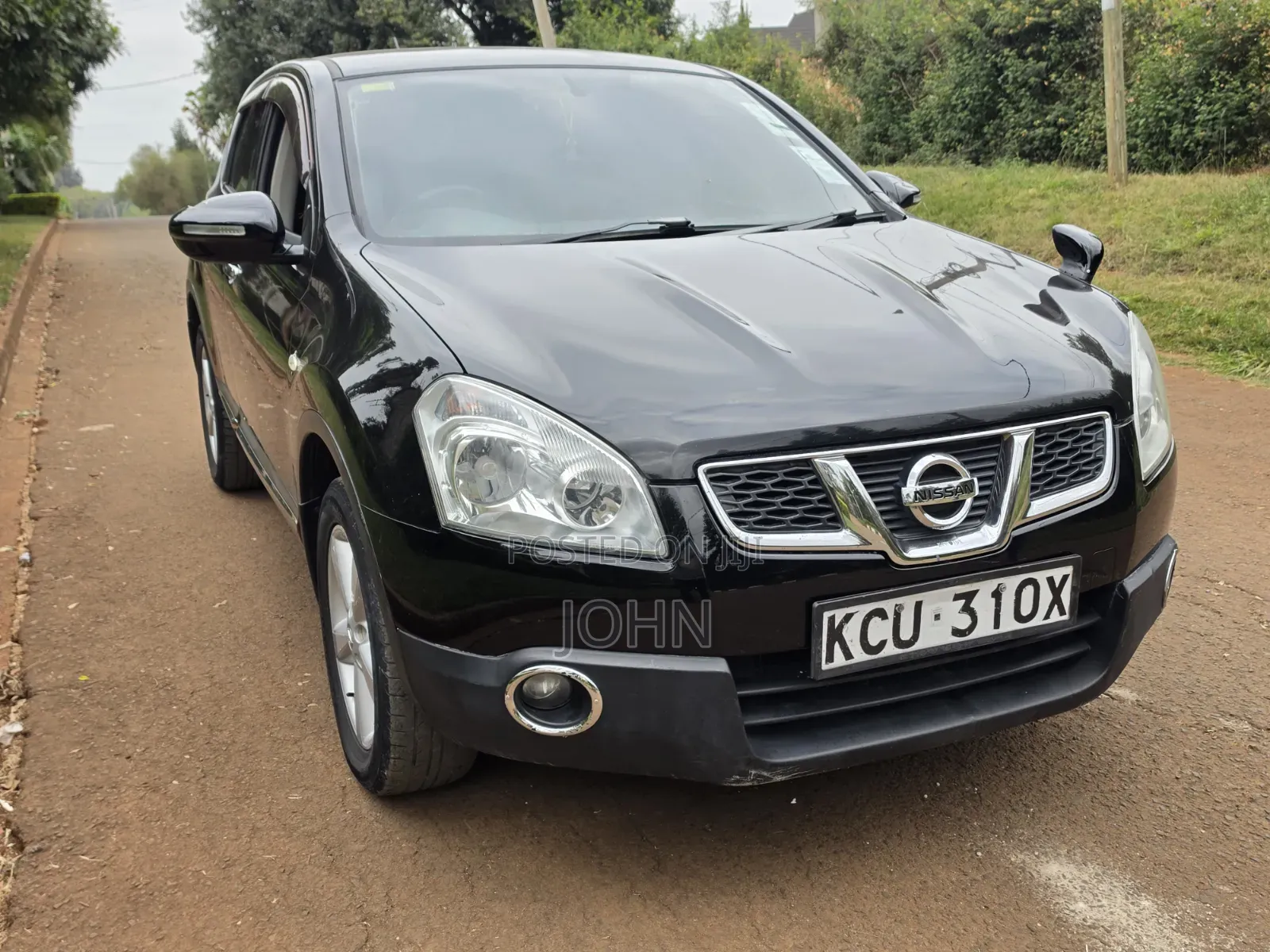 Nissan Dualis 2012 Black