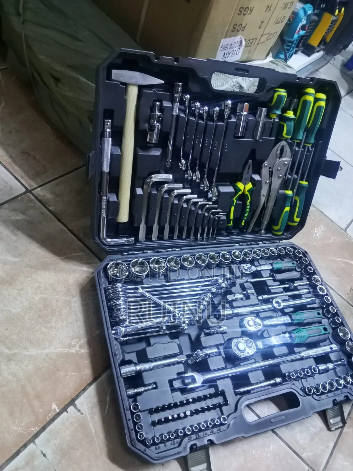 Comprehensive Mechanic's Hand Tool Set