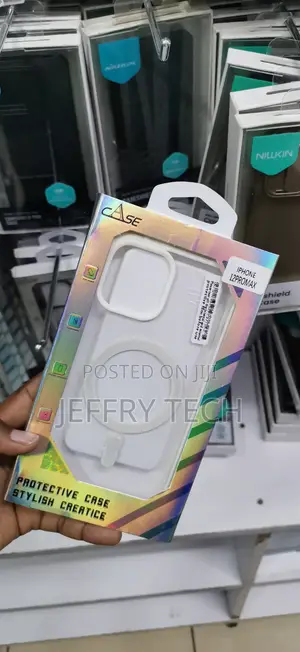 iPhone 12 Pro Max Transparent/Translucent Style Cover