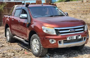 Ford Ranger Wildtrak 2013 Maroon