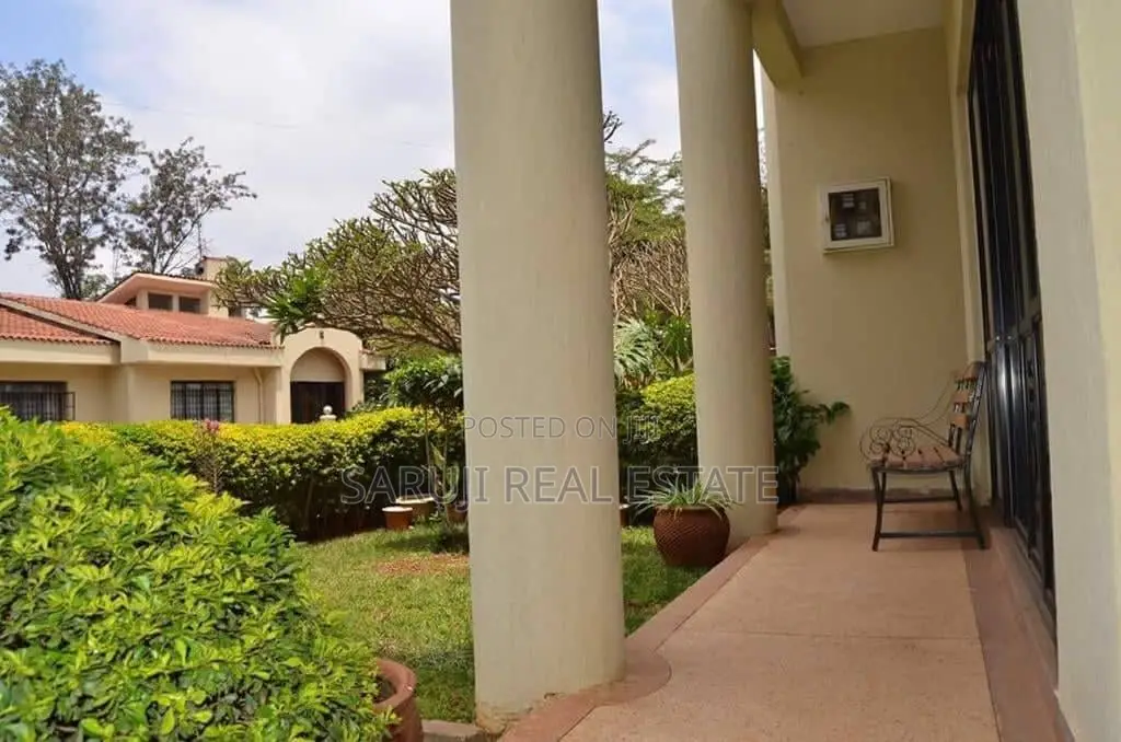 4bdrm Mansion in Spring Valley for sale