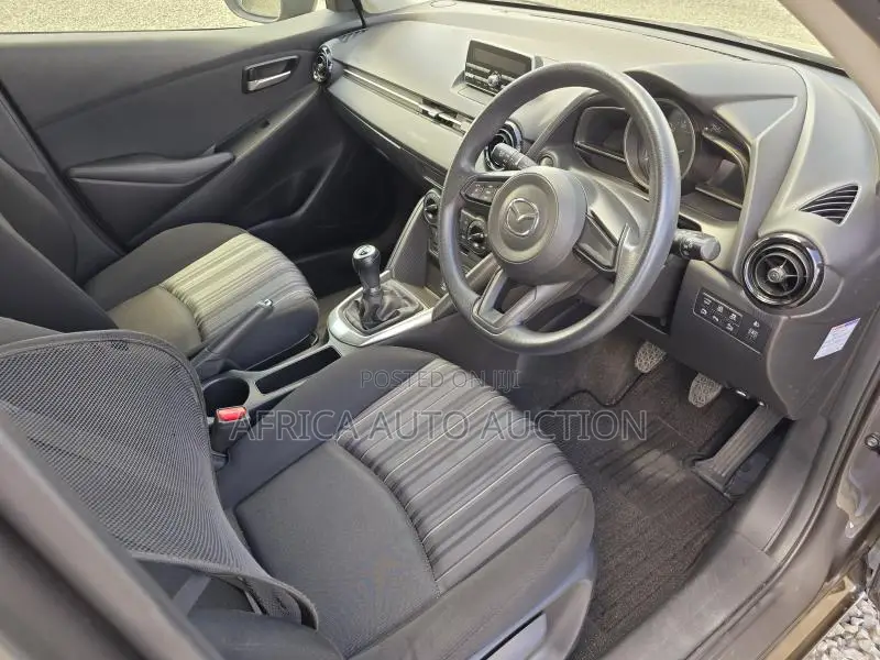 Mazda Demio 2018 Gray