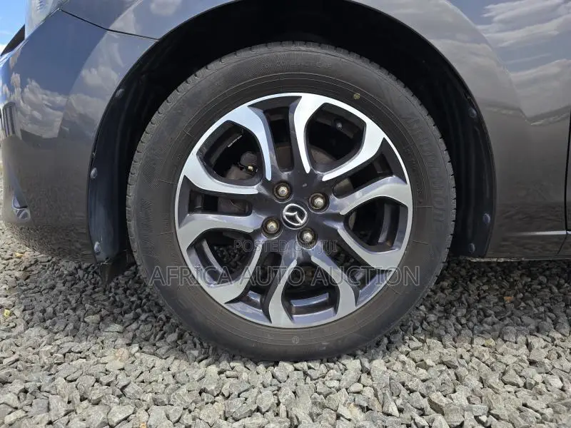 Mazda Demio 2018 Gray