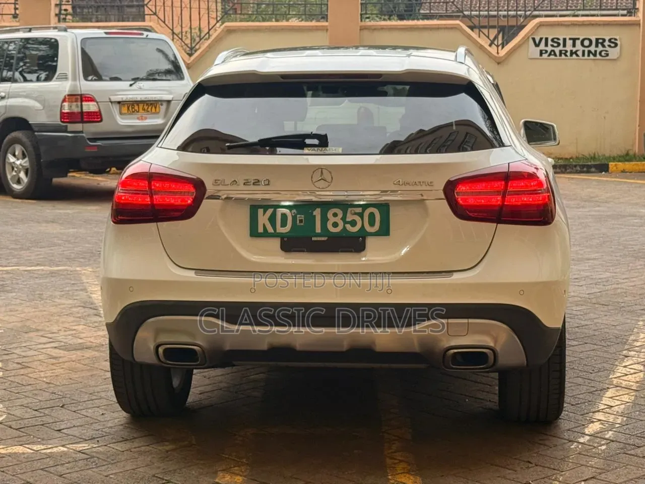 Mercedes-Benz GLA-Class 2019 White