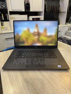 Laptop Dell Latitude 5540 16GB Intel Core i7 SSD 512GB