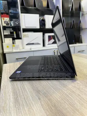 Laptop Dell Latitude 5540 16GB Intel Core i7 SSD 512GB
