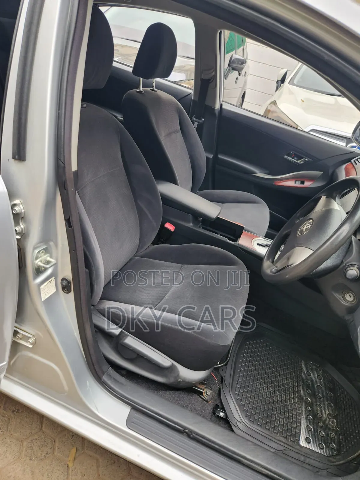 Toyota Premio 2013 Gray