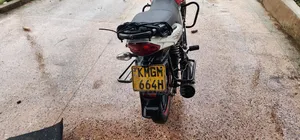 TVS HLX 125 2025 Red