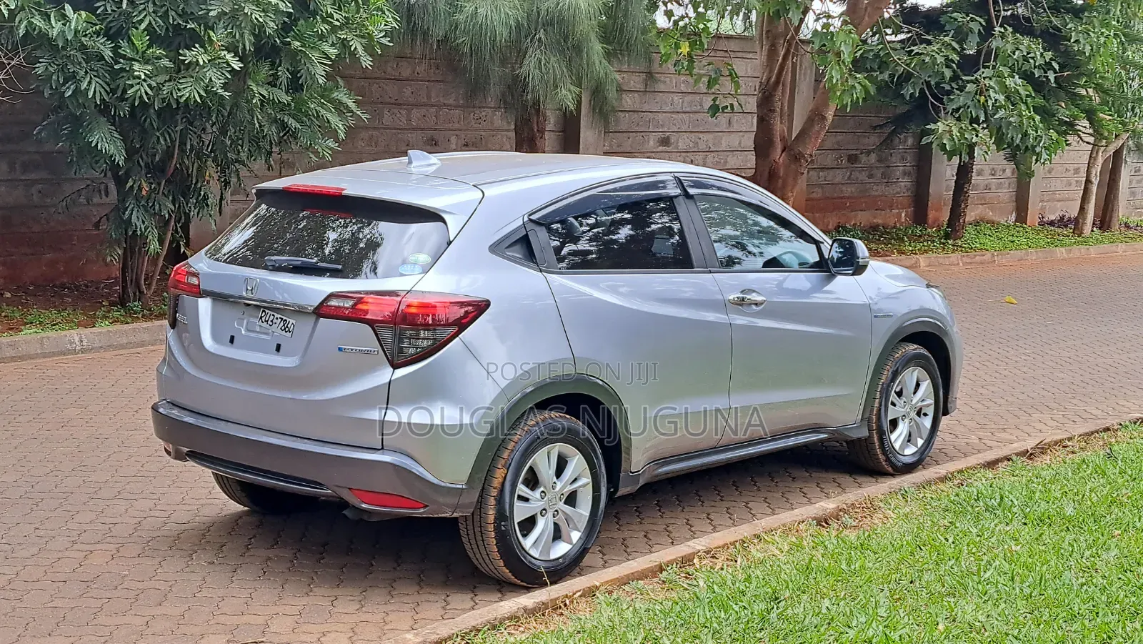 Honda Vezel 2019 Silver