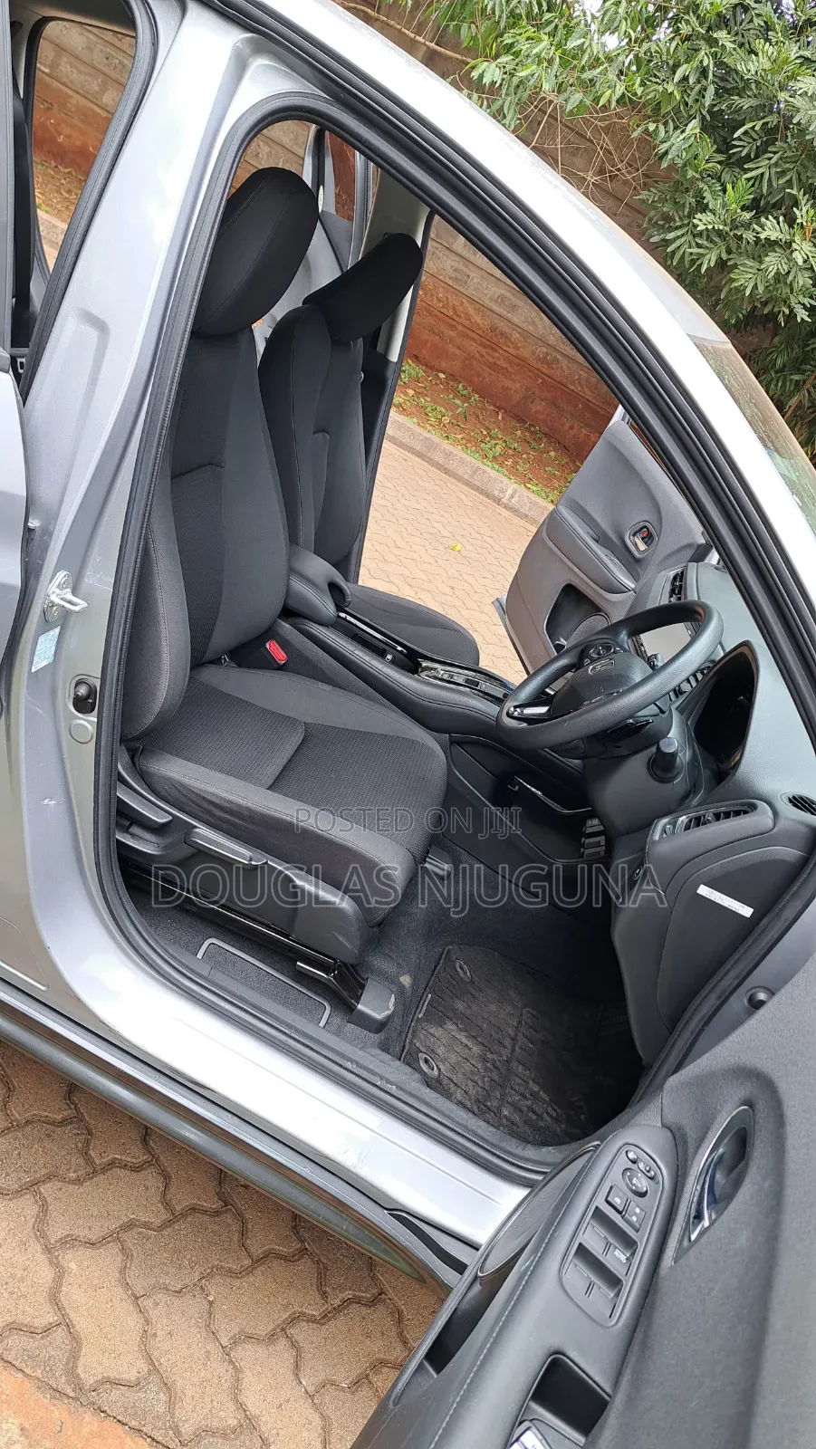 Honda Vezel 2019 Silver