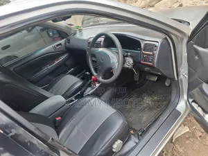 Toyota Carina 1999 Silver
