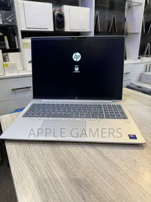Laptop HP ProBook 460 G11 16GB Intel Core Ultra 7 SSD 512GB