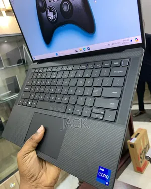 Laptop Dell Precision 5470 32GB Intel Core i7 SSD 512GB