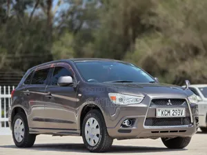 Mitsubishi RVR 2010 Brown