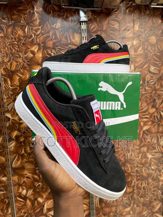 Puma Suede Sneakers