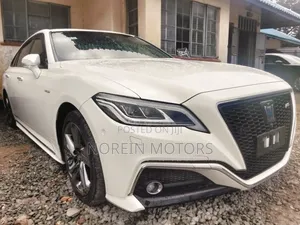 Toyota Crown 2020 Pearl