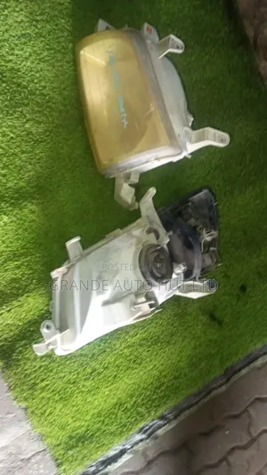 Liteace/Townace Headlights