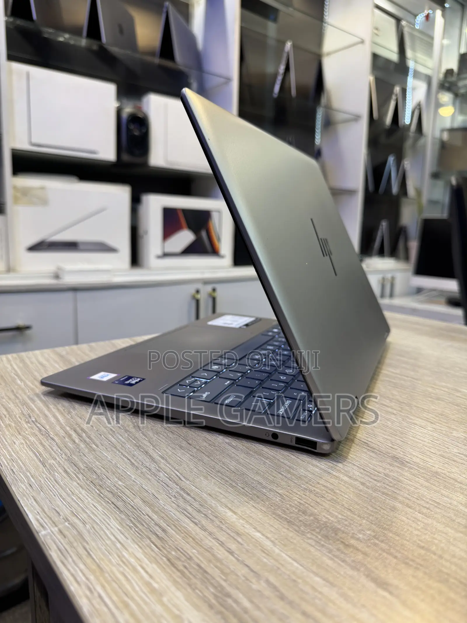 Laptop HP Envy 13 16GB Intel Core Ultra 7 SSD 512GB