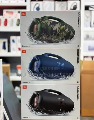 JBL Boombox 4