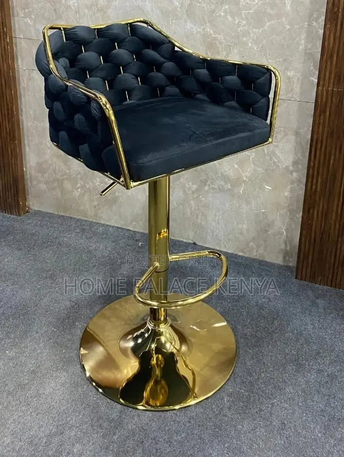 Bar Stool: Fancy Island Bar Chair