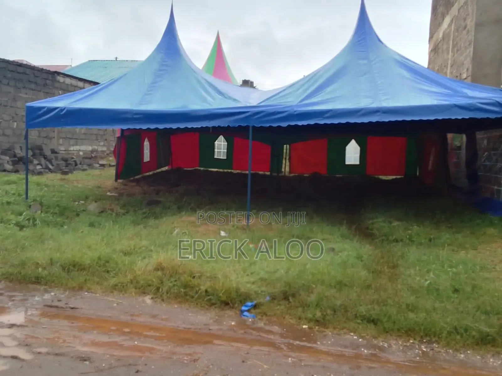 100 Sitter Tents