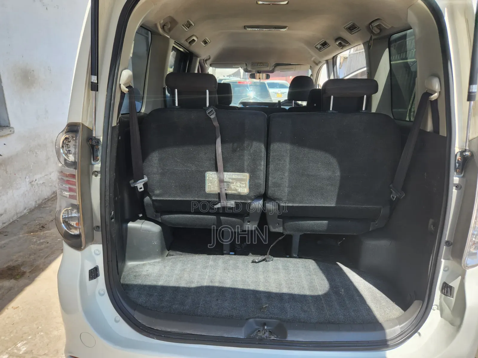 Toyota Voxy 2008 White