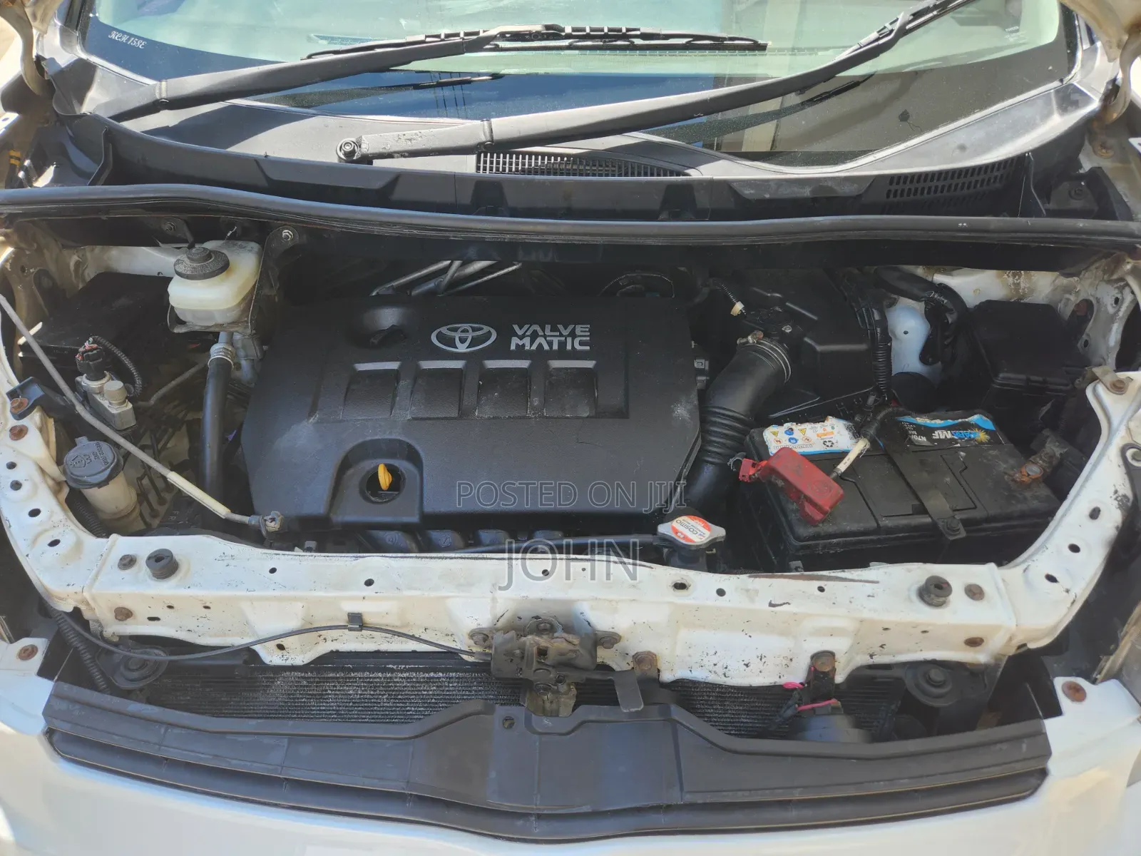 Toyota Voxy 2008 White