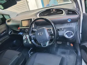 Toyota Sienta 2019 White