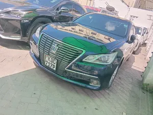 Toyota Crown 2014 Blue