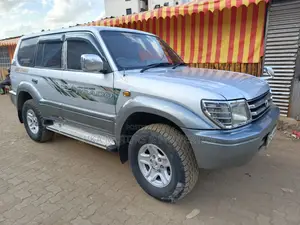 Toyota Land Cruiser Prado 2002 Silver