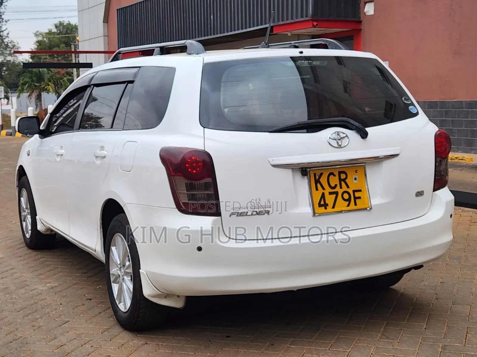 Toyota Corolla Fielder 2010 Pearl