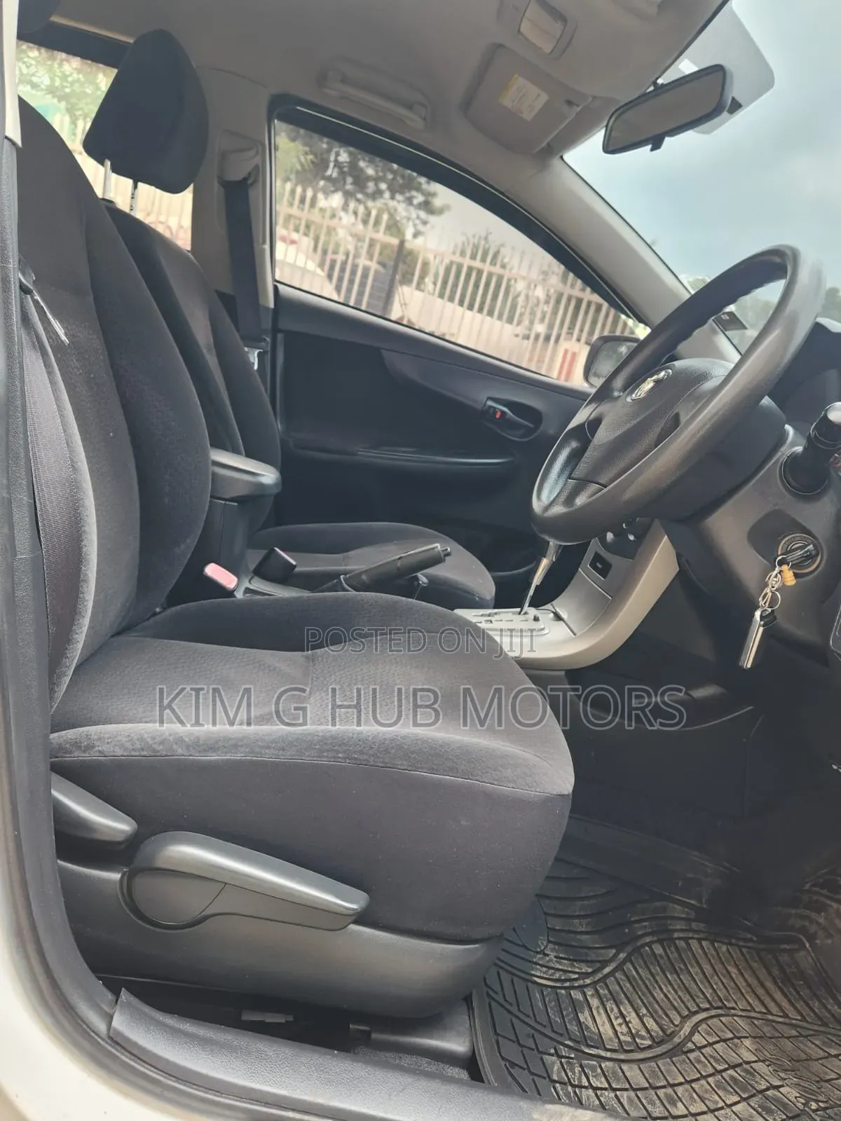 Toyota Corolla Fielder 2010 Pearl
