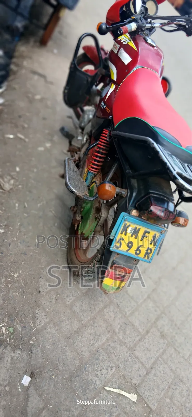 TVS HLX Plus ES 2021 Red