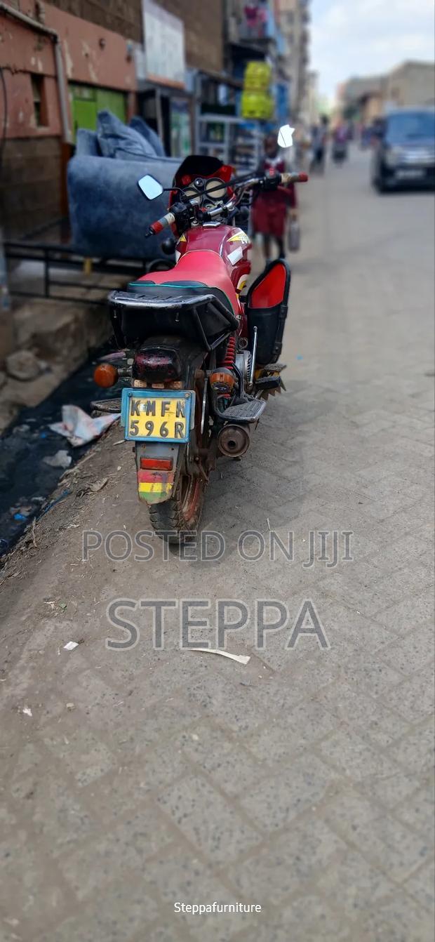 TVS HLX Plus ES 2021 Red - thumbnail 5