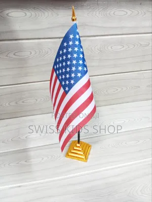 Desk Flag / USA Hand Waving Flag