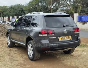 Volkswagen Touareg 2007 Burgundy