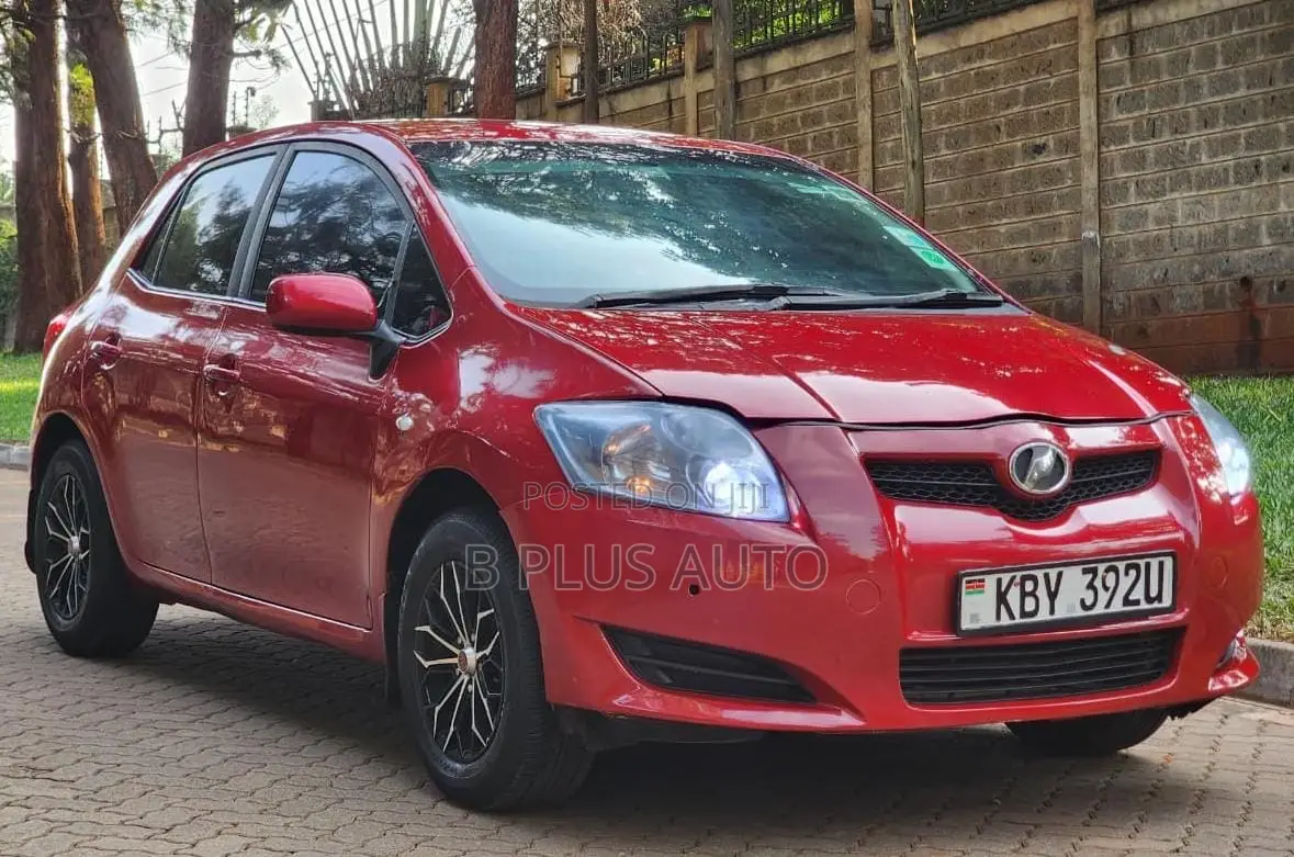 Toyota Auris 2007 Maroon